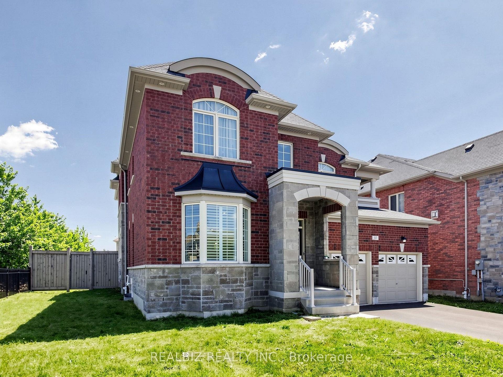 Photo 2 of 37 Alamosa Court, Brampton, Bram West — HOMEH