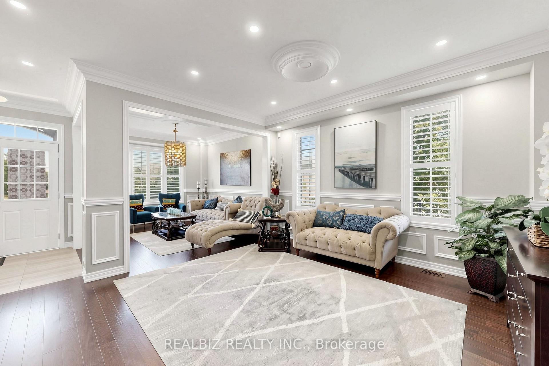 Photo 5 of 37 Alamosa Court, Brampton, Bram West — HOMEH