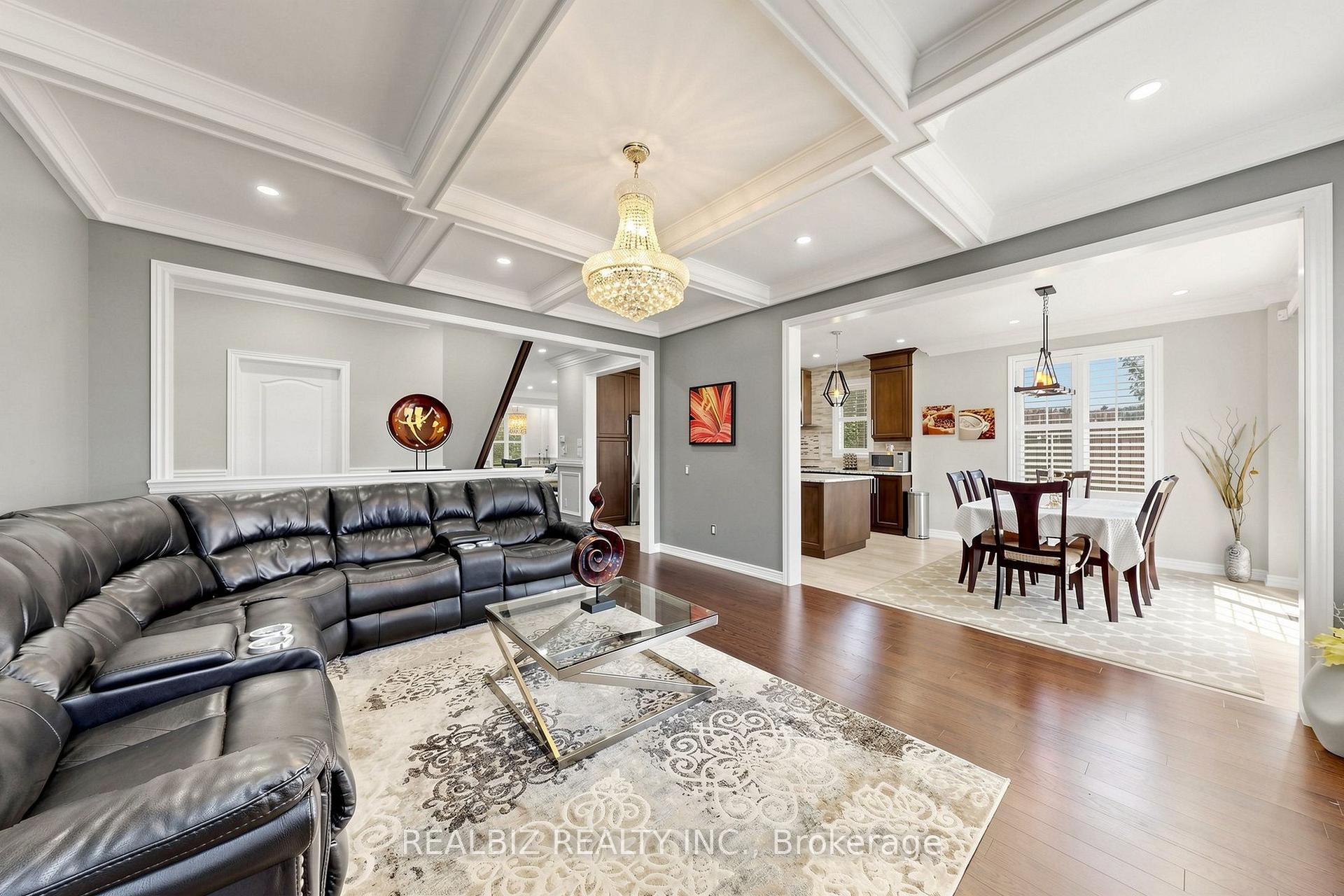 Photo 7 of 37 Alamosa Court, Brampton, Bram West — HOMEH