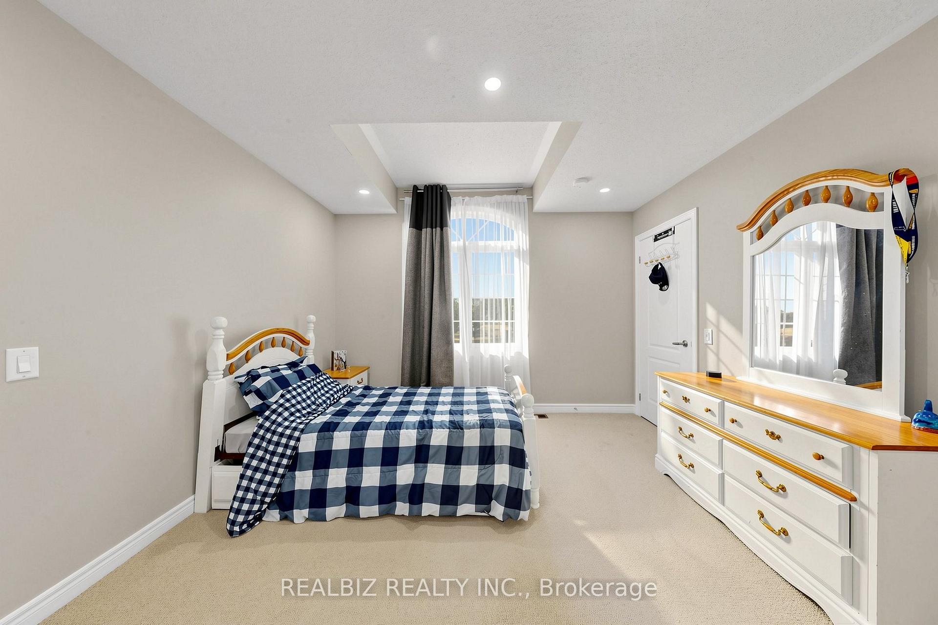Photo 21 of 37 Alamosa Court, Brampton, Bram West — HOMEH
