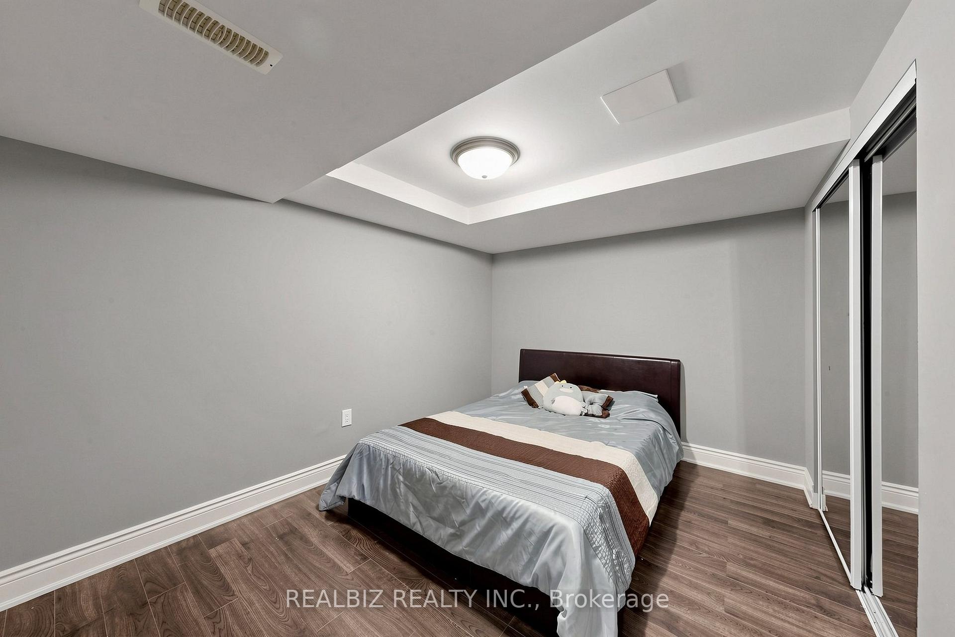 Photo 28 of 37 Alamosa Court, Brampton, Bram West — HOMEH