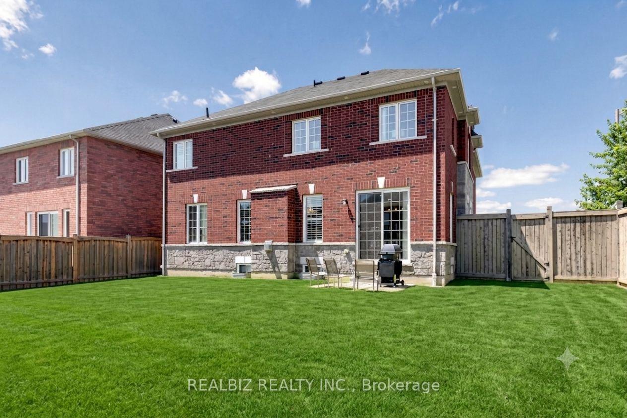 Photo 33 of 37 Alamosa Court, Brampton, Bram West — HOMEH