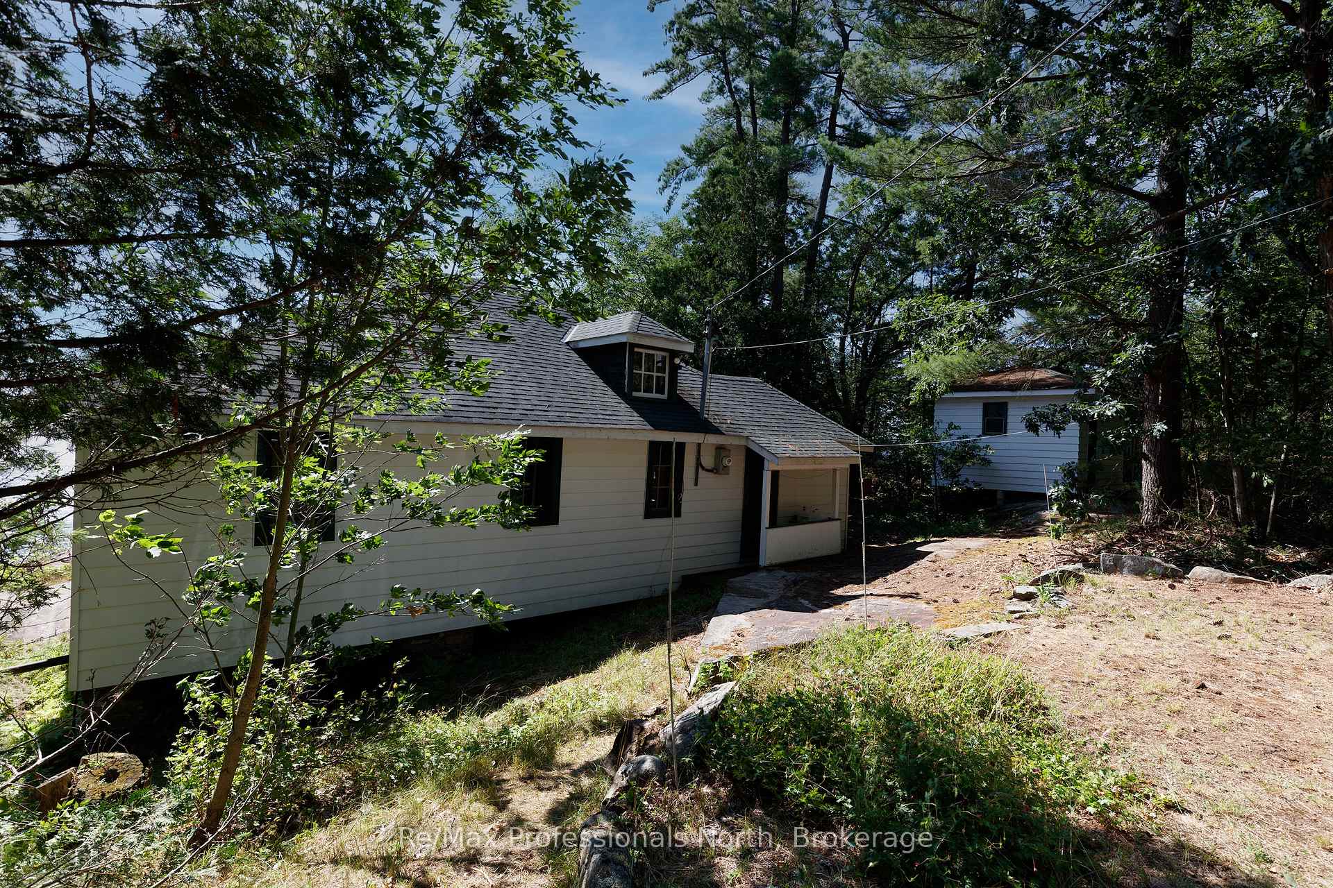 Photo 17 of 1102 Unit 2 Clipsham Road, Gravenhurst, Morrison — HOMEH