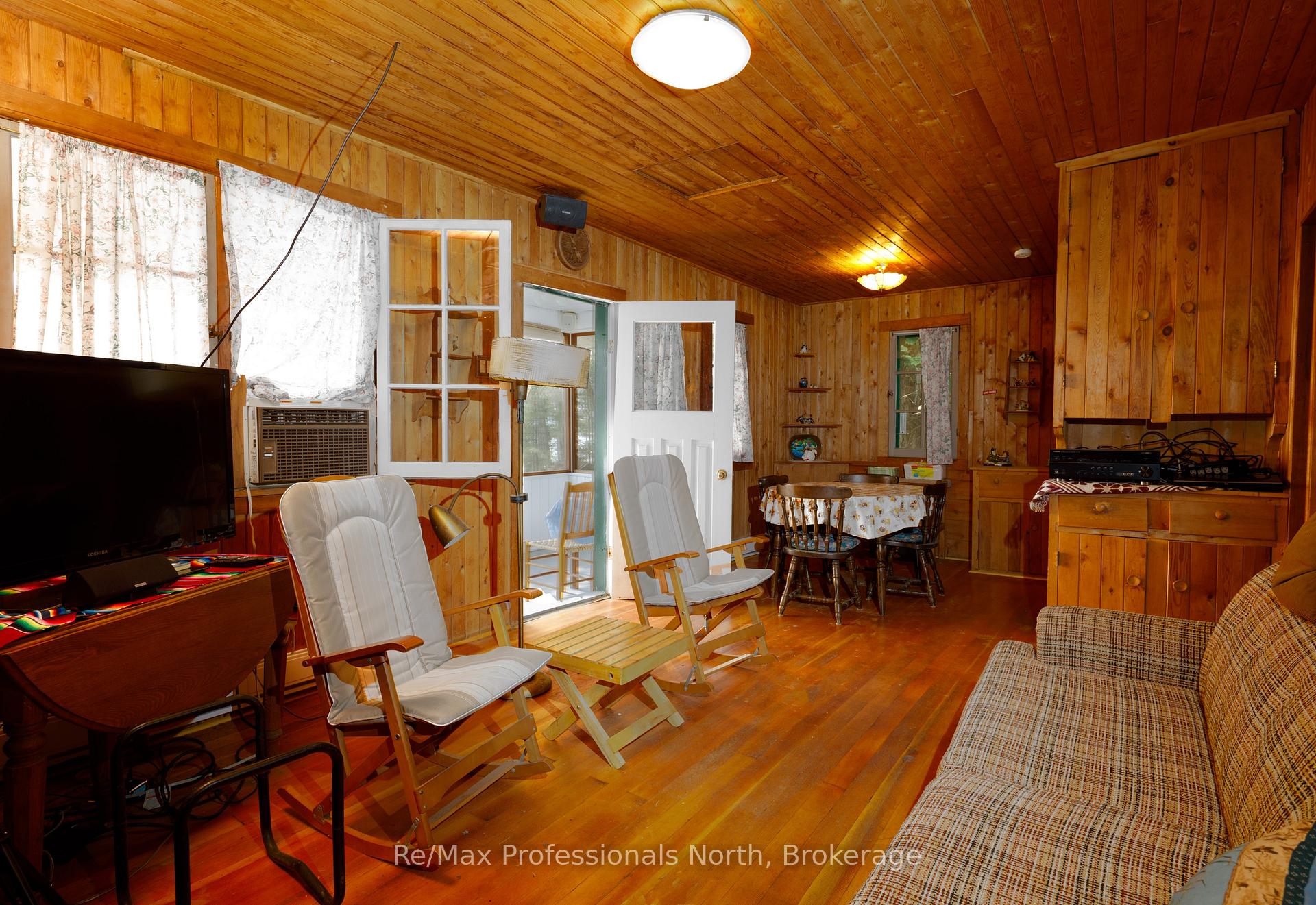 Photo 20 of 1102 Unit 2 Clipsham Road, Gravenhurst, Morrison — HOMEH