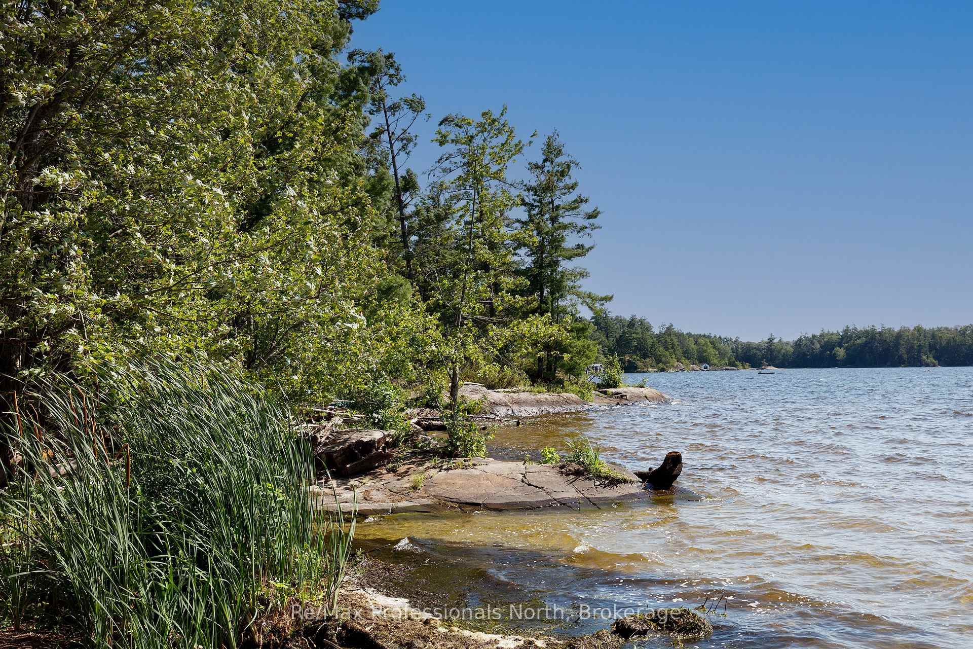 Photo 35 of 1102 Unit 2 Clipsham Road, Gravenhurst, Morrison — HOMEH
