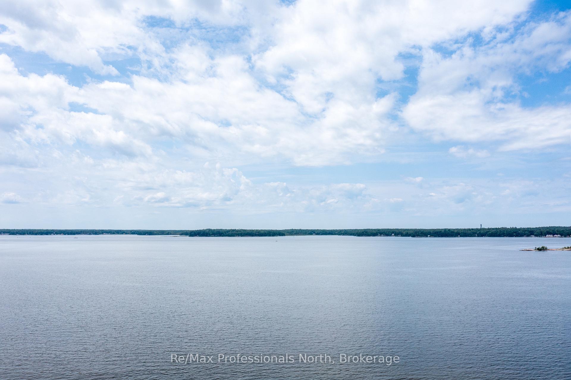 Photo 49 of 1102 Unit 2 Clipsham Road, Gravenhurst, Morrison — HOMEH