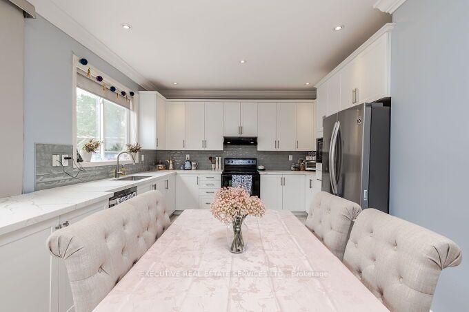 Photo 22 of 1129 Meighen Way N, Milton, Beaty — HOMEH