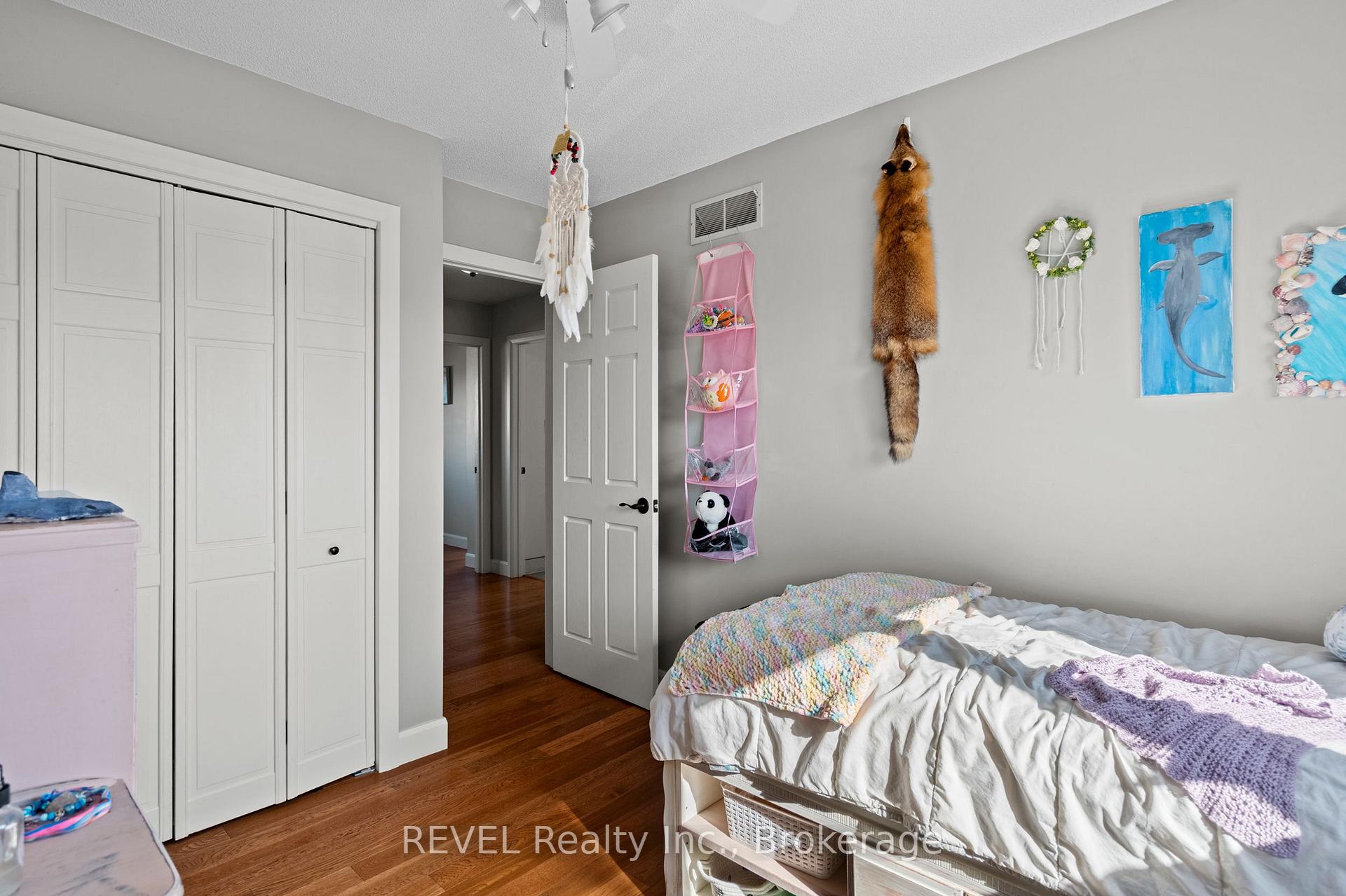 Photo 26 of 13 Bartok Crescent, Port Colborne, Main Street — HOMEH