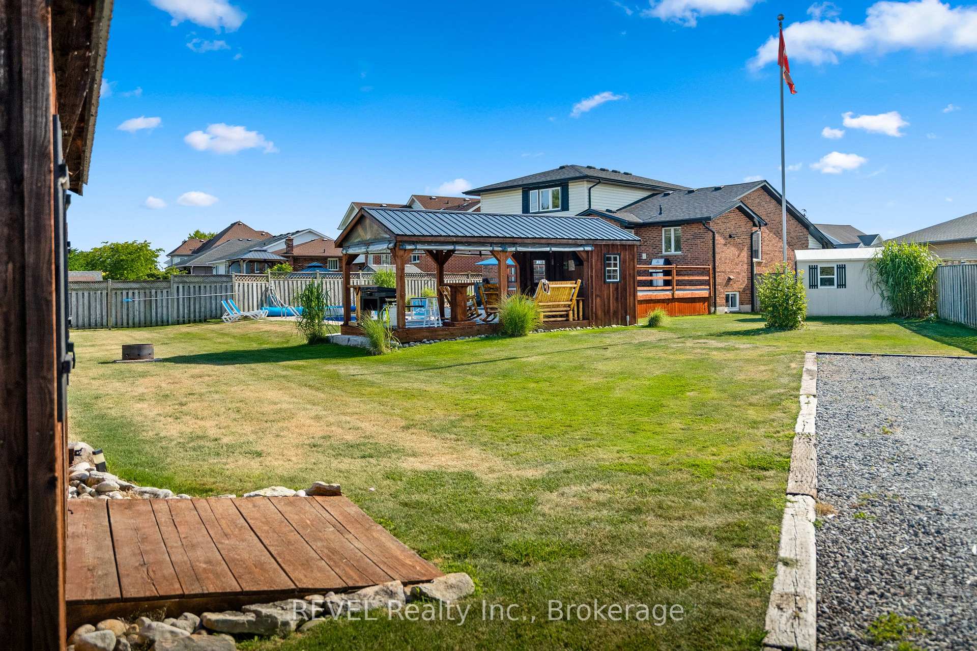 Photo 42 of 13 Bartok Crescent, Port Colborne, Main Street — HOMEH