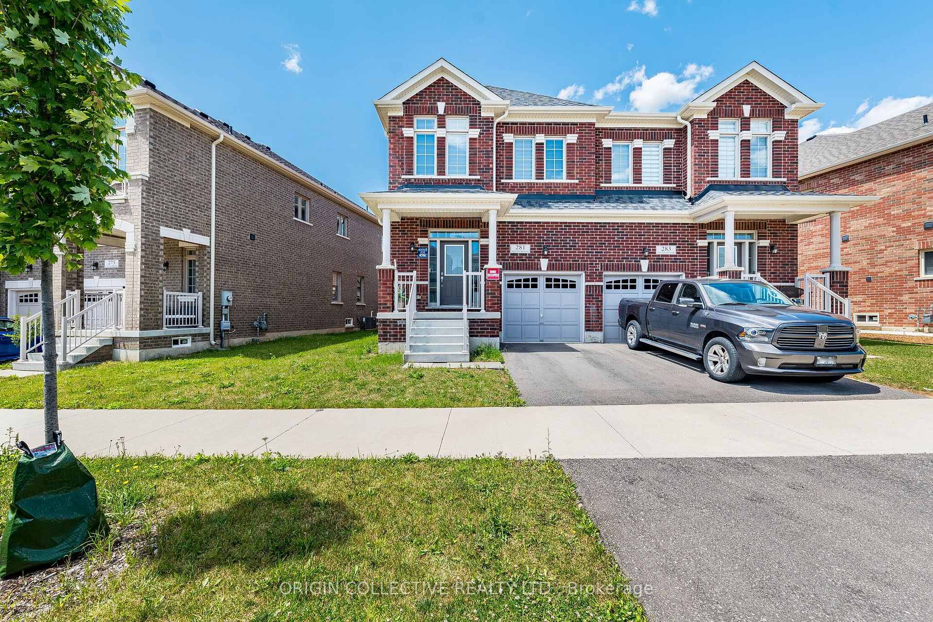 Photo 3 of 281 Great Falls Boulevard, Hamilton, Waterdown — HOMEH