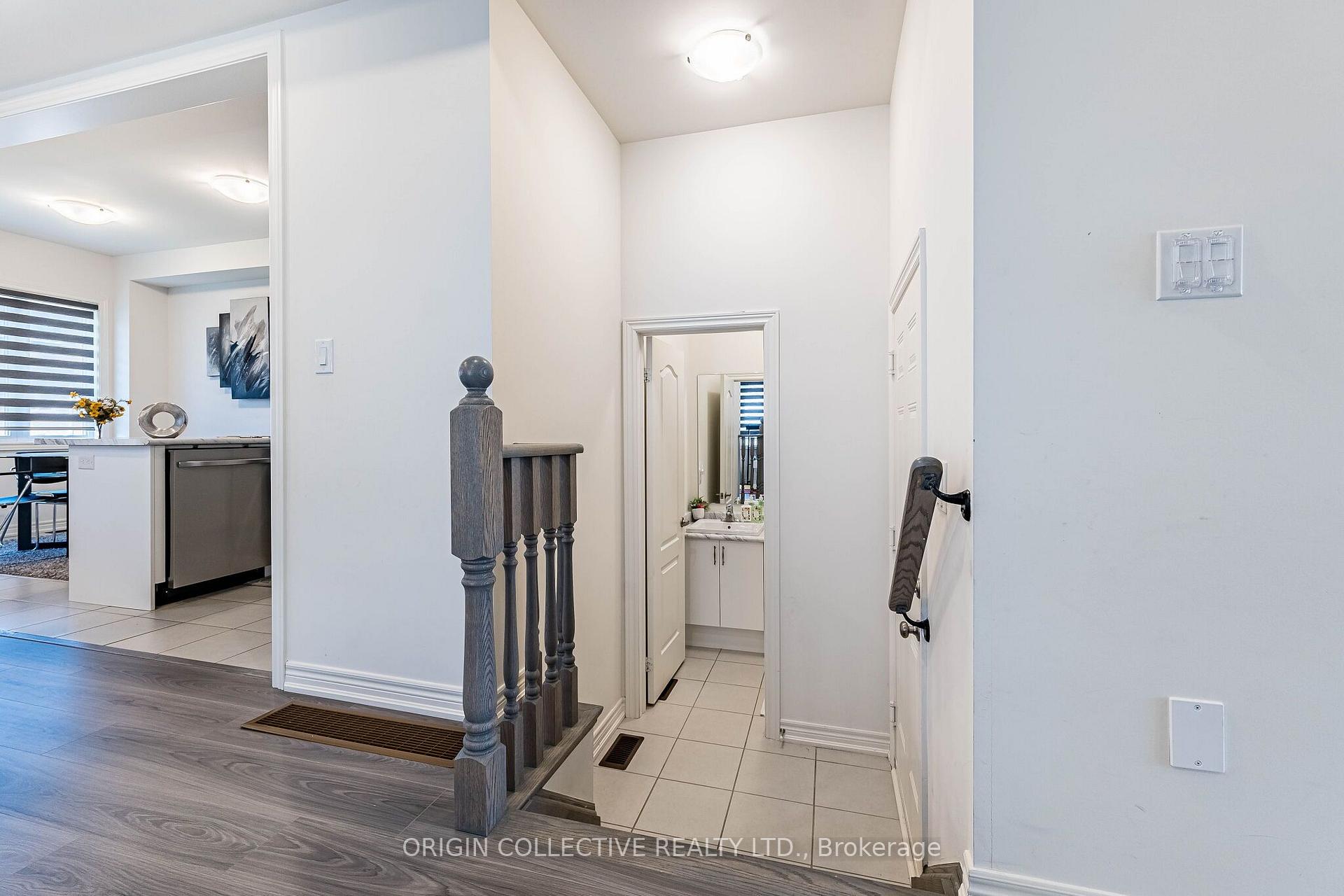Photo 12 of 281 Great Falls Boulevard, Hamilton, Waterdown — HOMEH