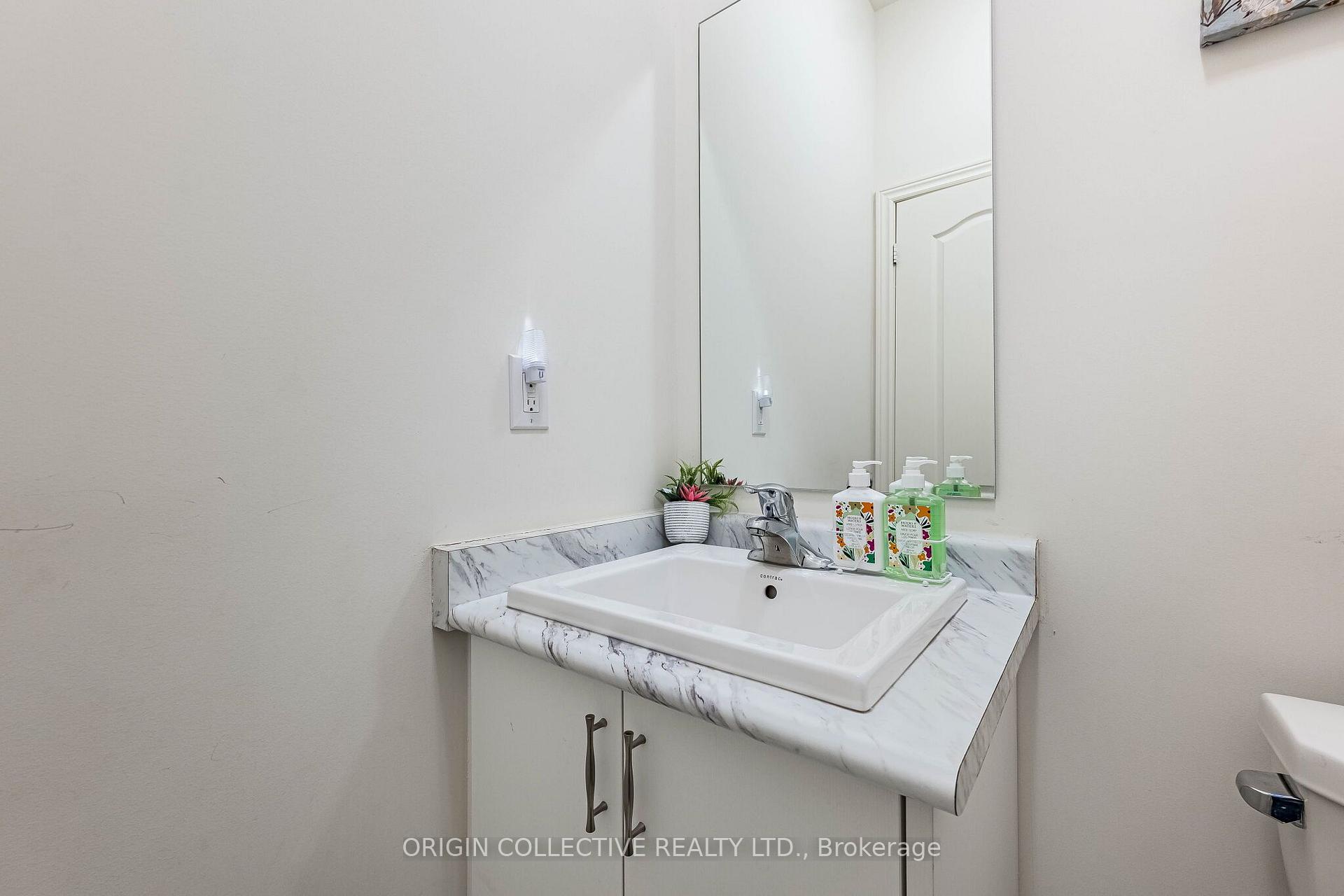 Photo 14 of 281 Great Falls Boulevard, Hamilton, Waterdown — HOMEH