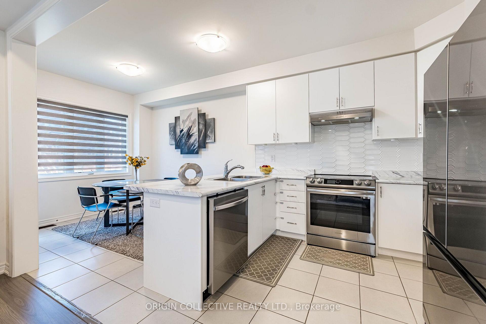 Photo 24 of 281 Great Falls Boulevard, Hamilton, Waterdown — HOMEH