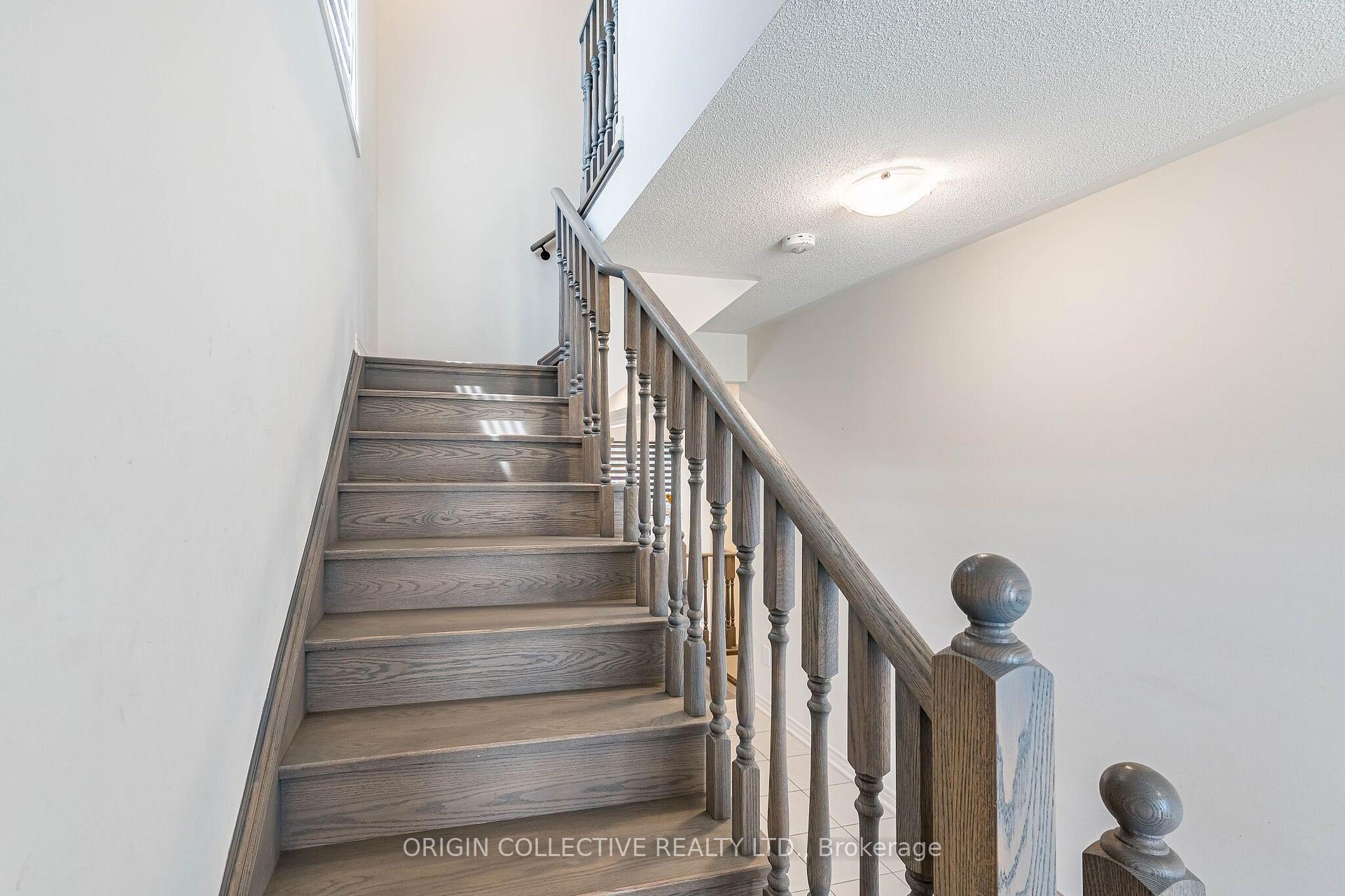 Photo 33 of 281 Great Falls Boulevard, Hamilton, Waterdown — HOMEH