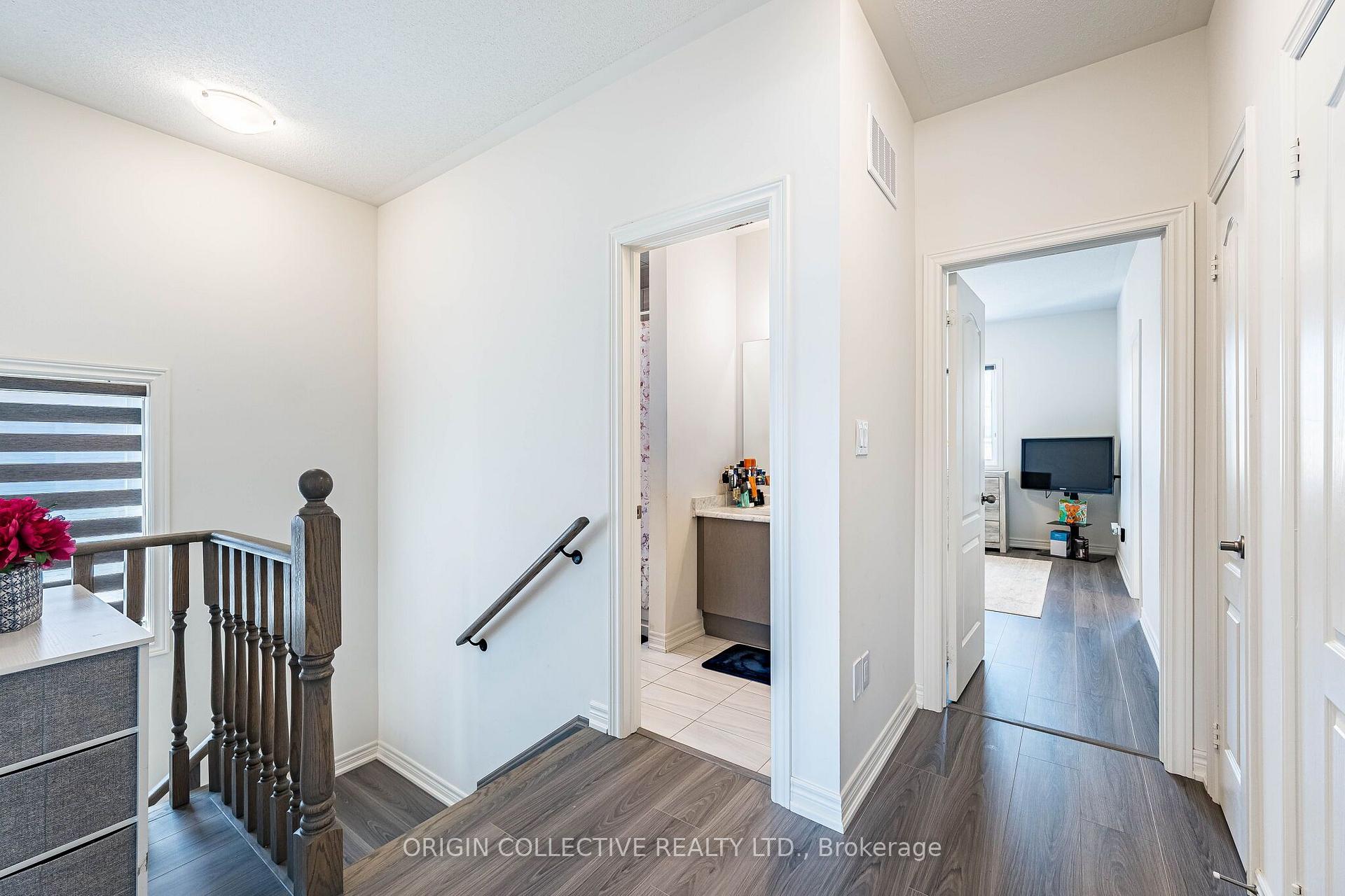 Photo 35 of 281 Great Falls Boulevard, Hamilton, Waterdown — HOMEH