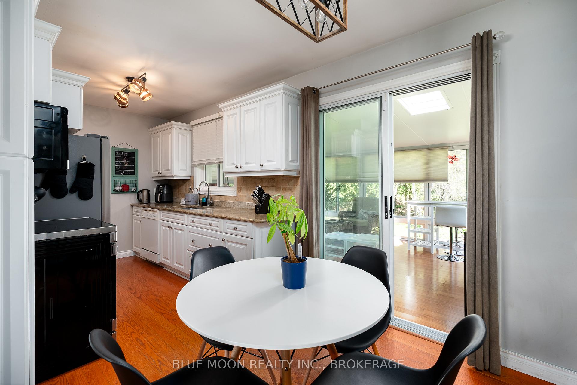 Photo 11 of 2545 Leeman Road, Kingston, City North of 401 — HOMEH