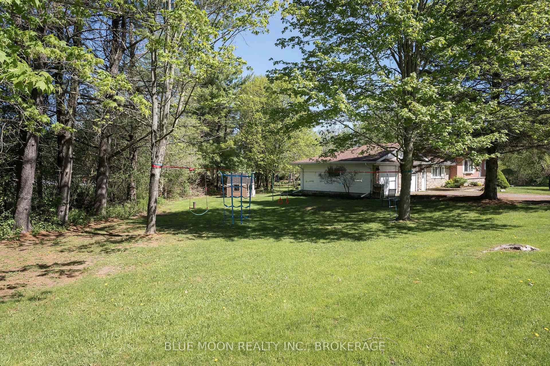 Photo 38 of 2545 Leeman Road, Kingston, City North of 401 — HOMEH