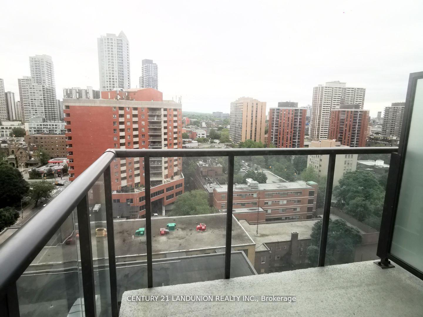 Photo 10 of Unit 1001, 81 Wellesley Street E, Toronto, Church-Yonge Corridor — HOMEH