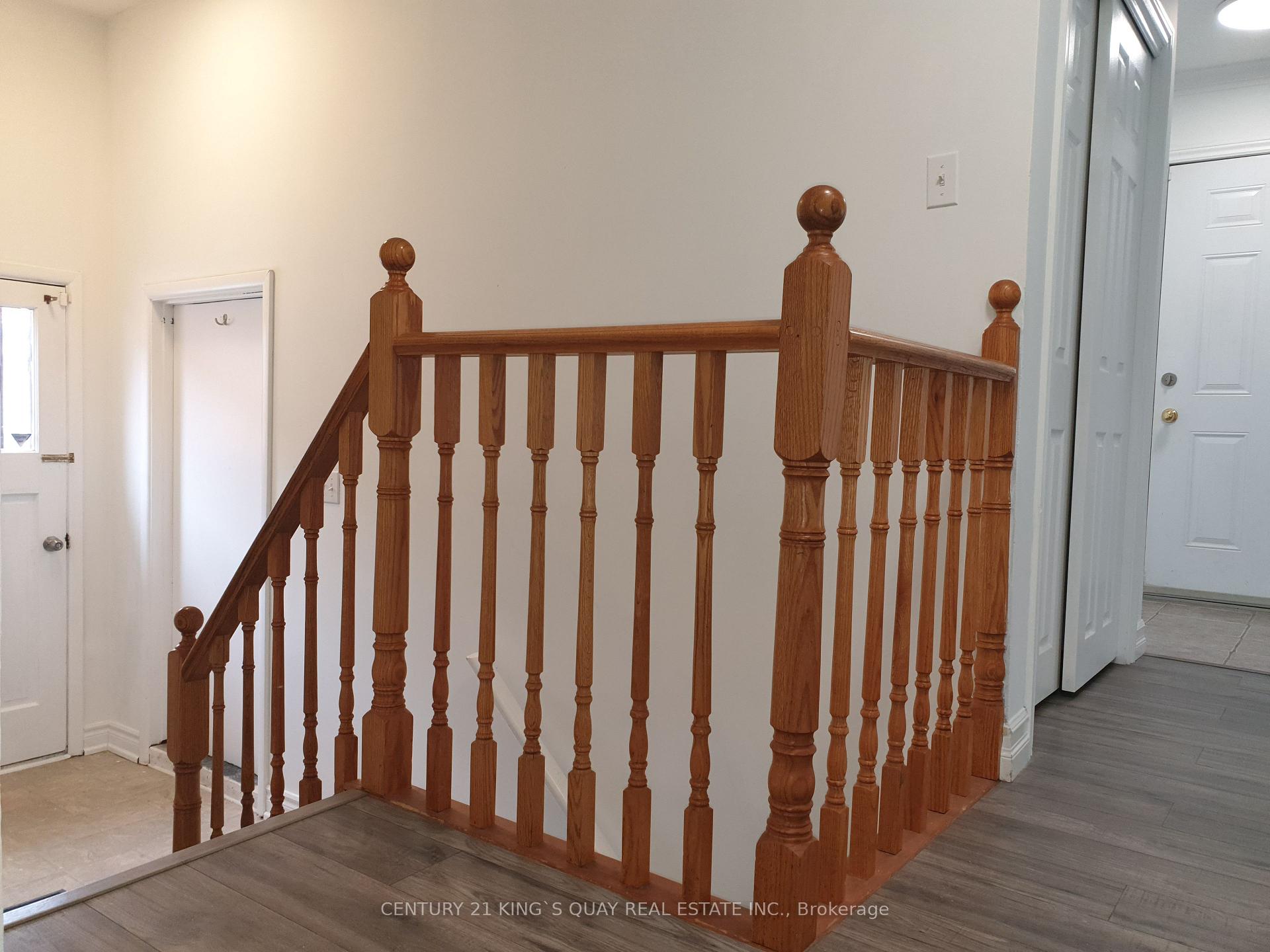 Photo 11 of 18 Manor Crescent, Quinte West, Trenton Ward — HOMEH