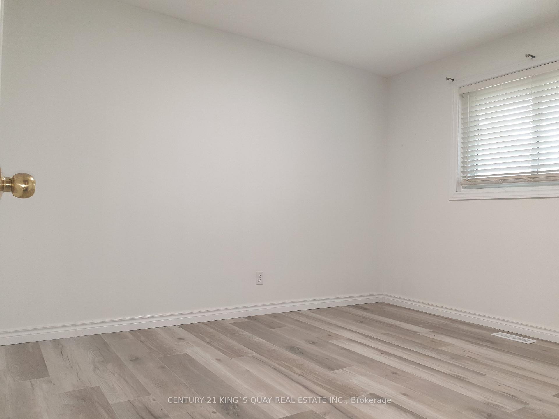 Photo 13 of 18 Manor Crescent, Quinte West, Trenton Ward — HOMEH