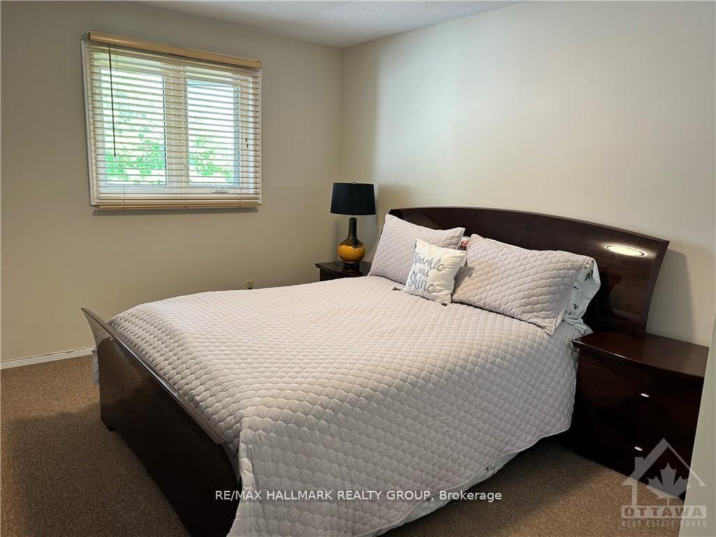 Photo 11 of 6417 Loire Drive, Ottawa, Chateauneuf — HOMEH