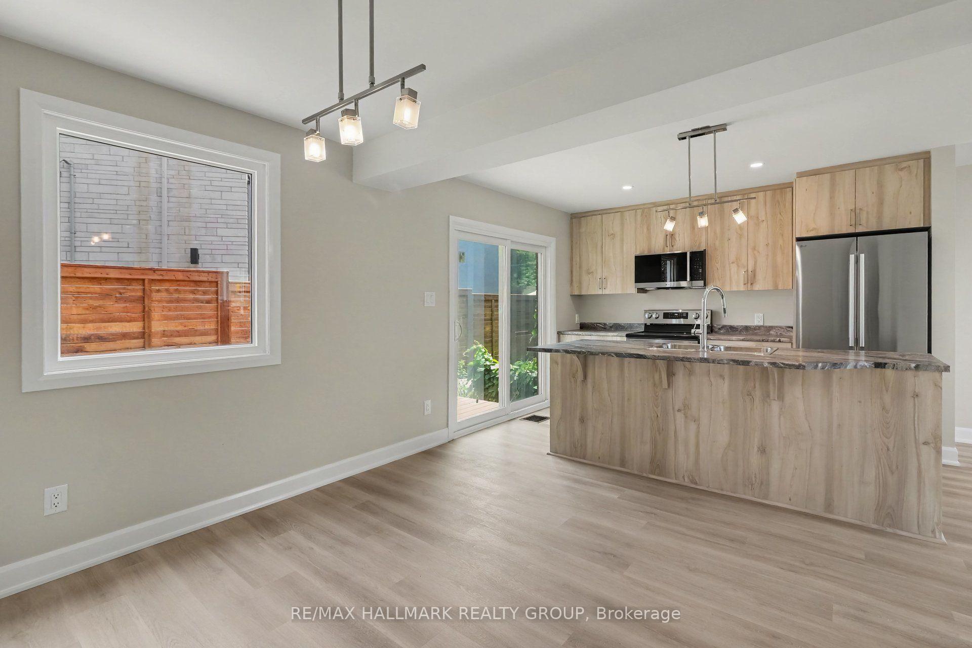 Photo 9 of Unit 1, 1202 Byron Avenue, Ottawa, Woodroffe — HOMEH