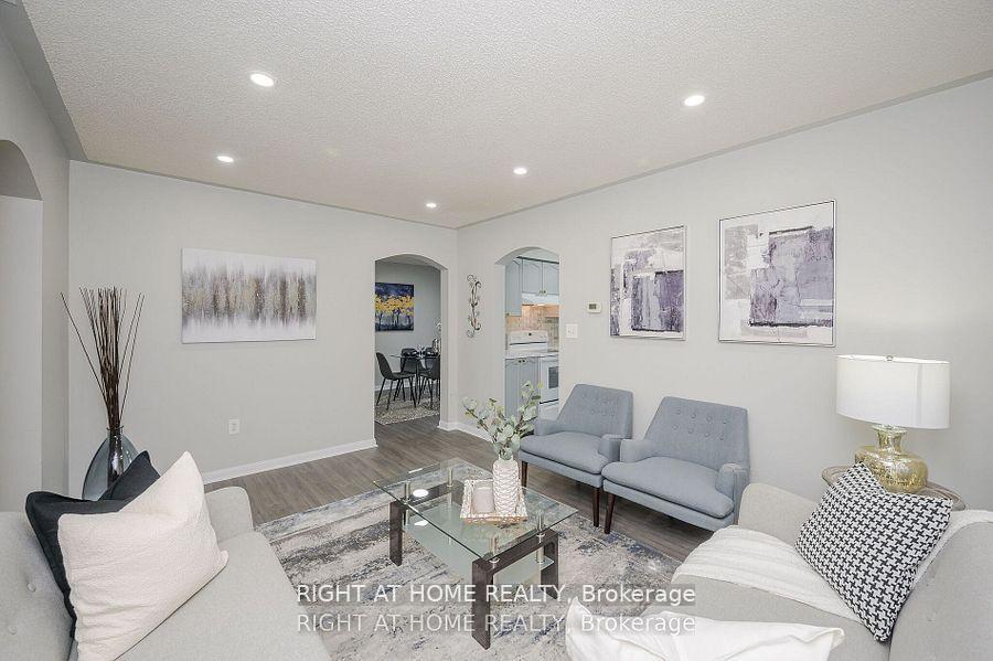 Photo 9 of 1724 Samuelson Circle, Mississauga, Meadowvale Village — HOMEH