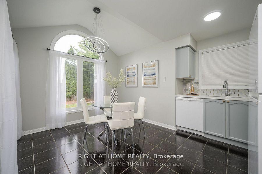 Photo 15 of 1724 Samuelson Circle, Mississauga, Meadowvale Village — HOMEH