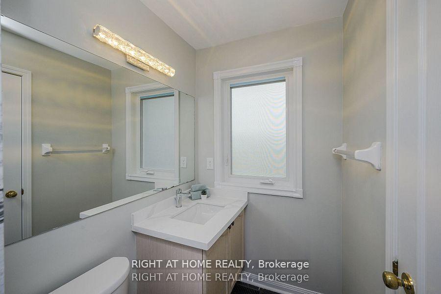 Photo 19 of 1724 Samuelson Circle, Mississauga, Meadowvale Village — HOMEH