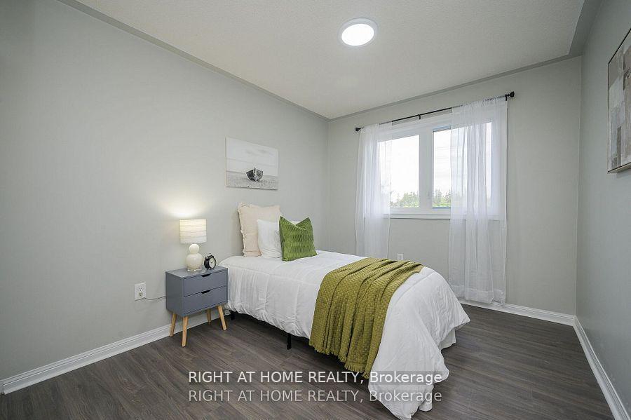 Photo 23 of 1724 Samuelson Circle, Mississauga, Meadowvale Village — HOMEH