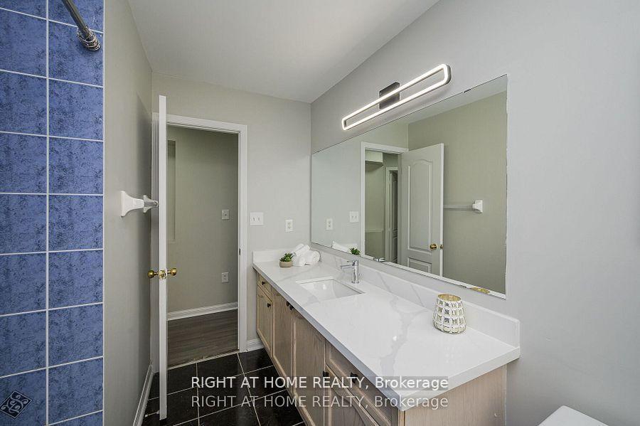 Photo 25 of 1724 Samuelson Circle, Mississauga, Meadowvale Village — HOMEH