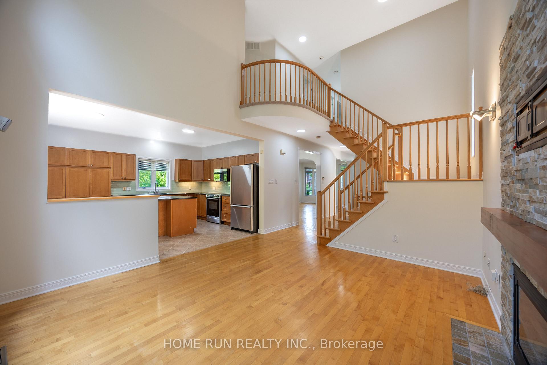 Photo 19 of 281 Goldridge Drive, Ottawa, Kanata - Kanata Lakes/Heritage Hills — HOMEH