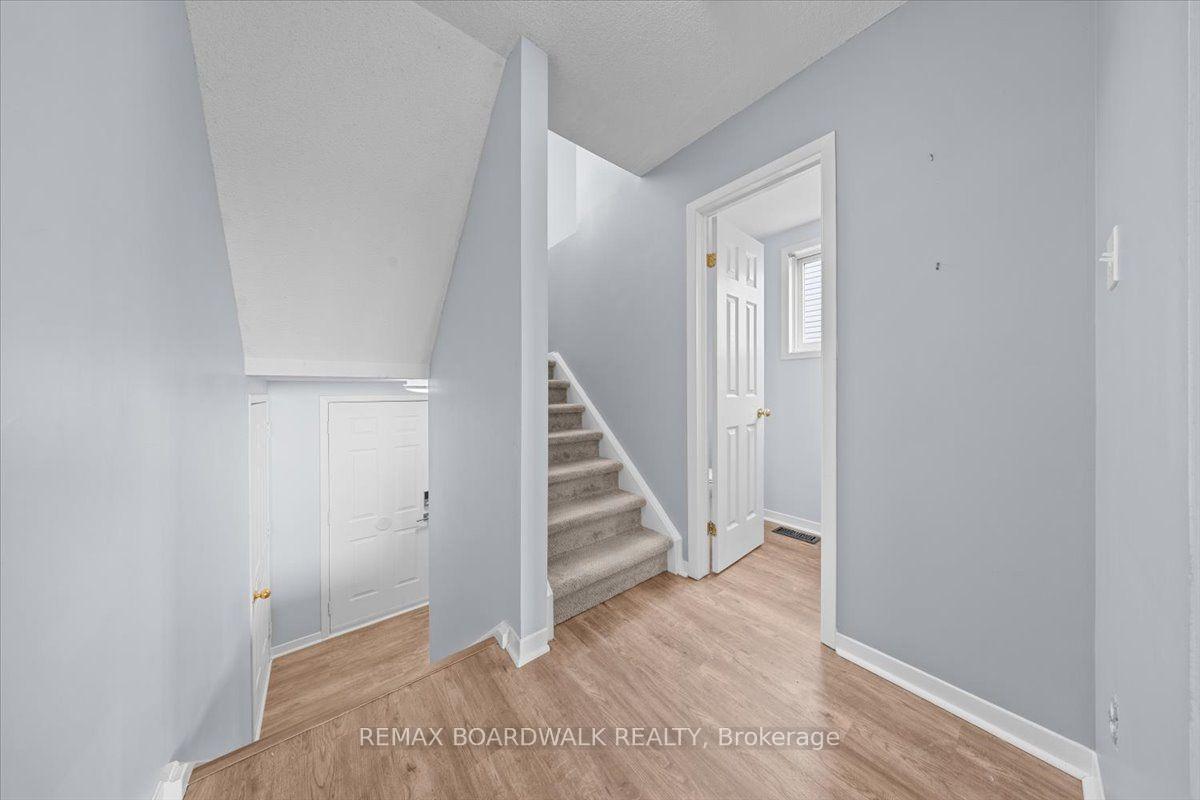Photo 5 of 104 Dunham Street, Carleton Place, Carleton Place — HOMEH