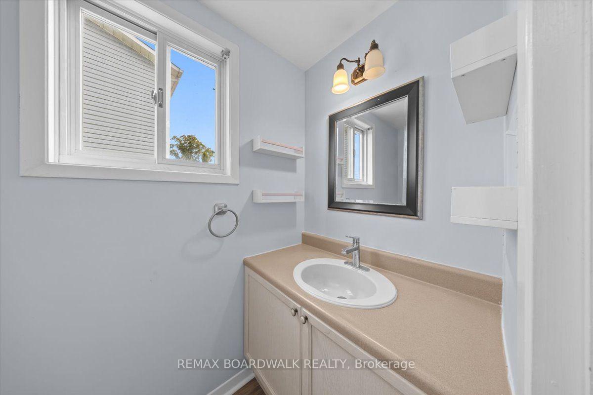 Photo 6 of 104 Dunham Street, Carleton Place, Carleton Place — HOMEH