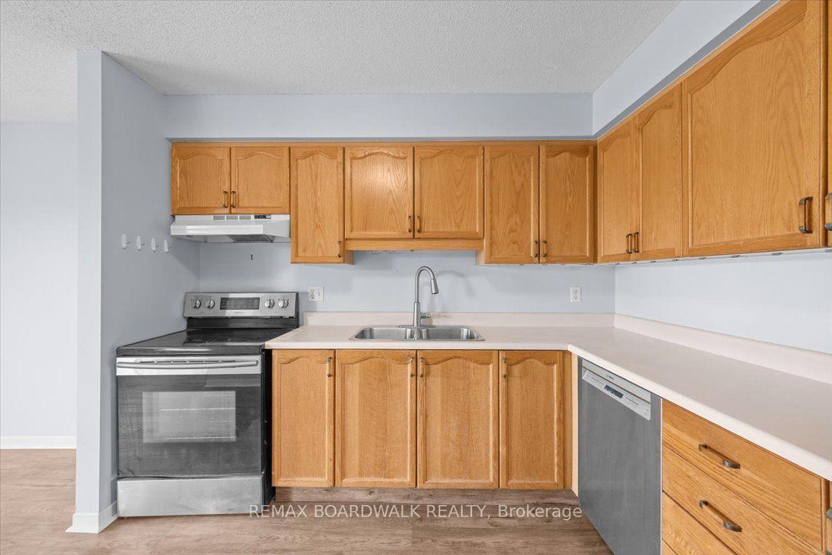 Photo 15 of 104 Dunham Street, Carleton Place, Carleton Place — HOMEH