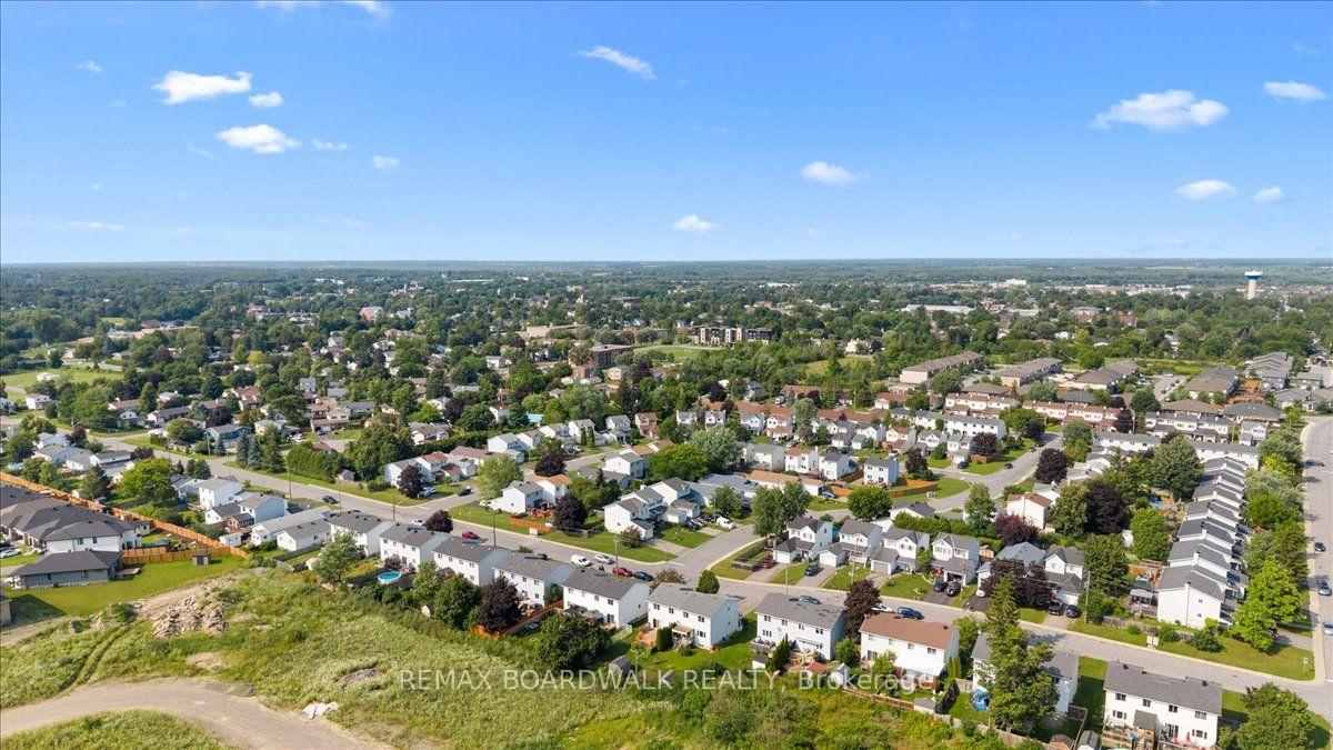 Photo 34 of 104 Dunham Street, Carleton Place, Carleton Place — HOMEH