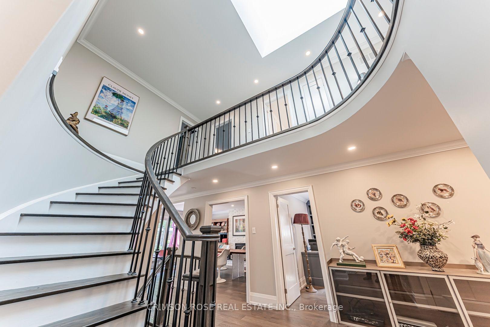 Photo 5 of Unit Upper Half, 1588 Stationmaster Lane, Oakville, Glen Abbey — HOMEH