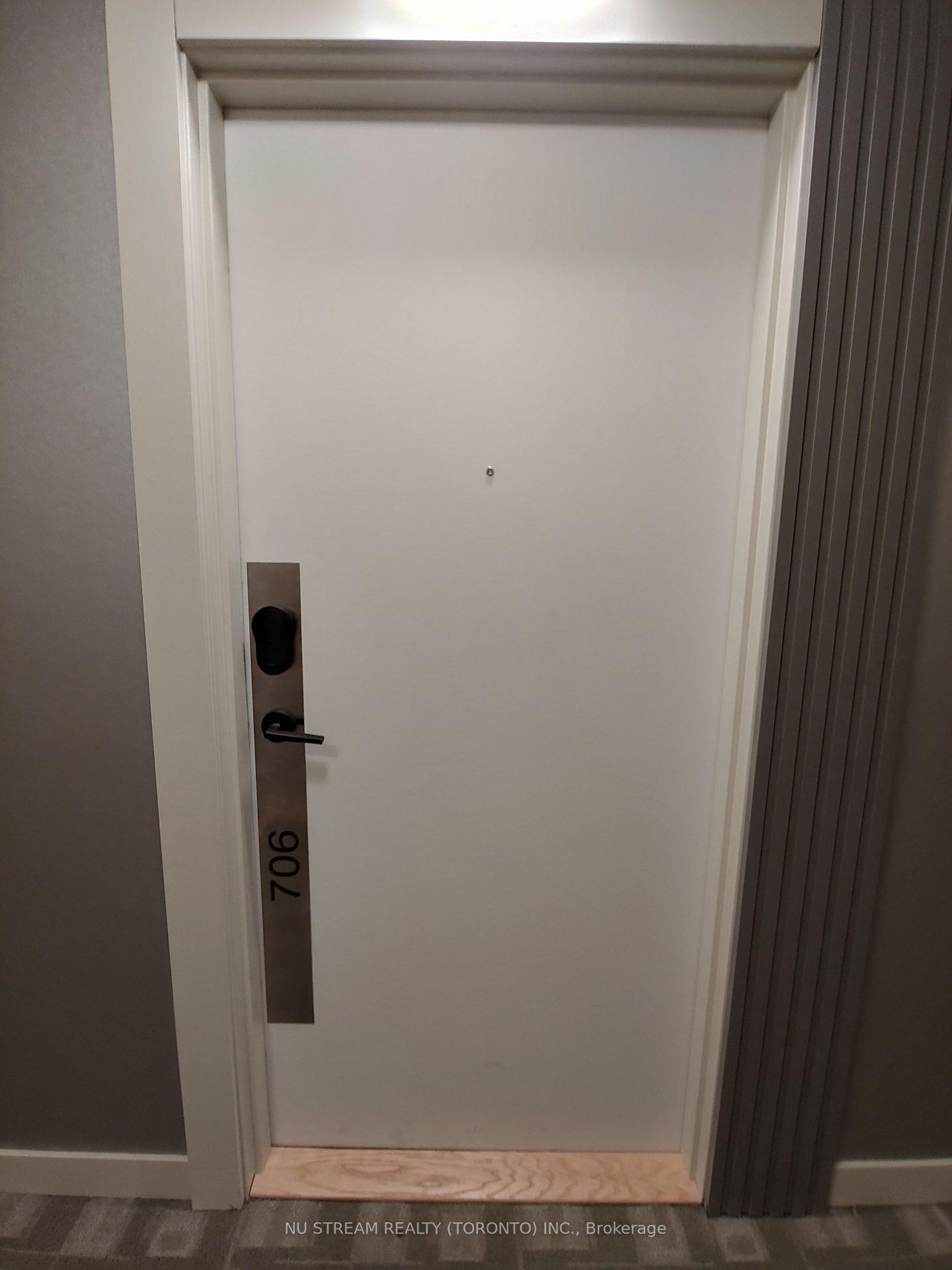Photo 3 of Unit 706, 85 Oneida Crescent, Richmond Hill, Langstaff — HOMEH