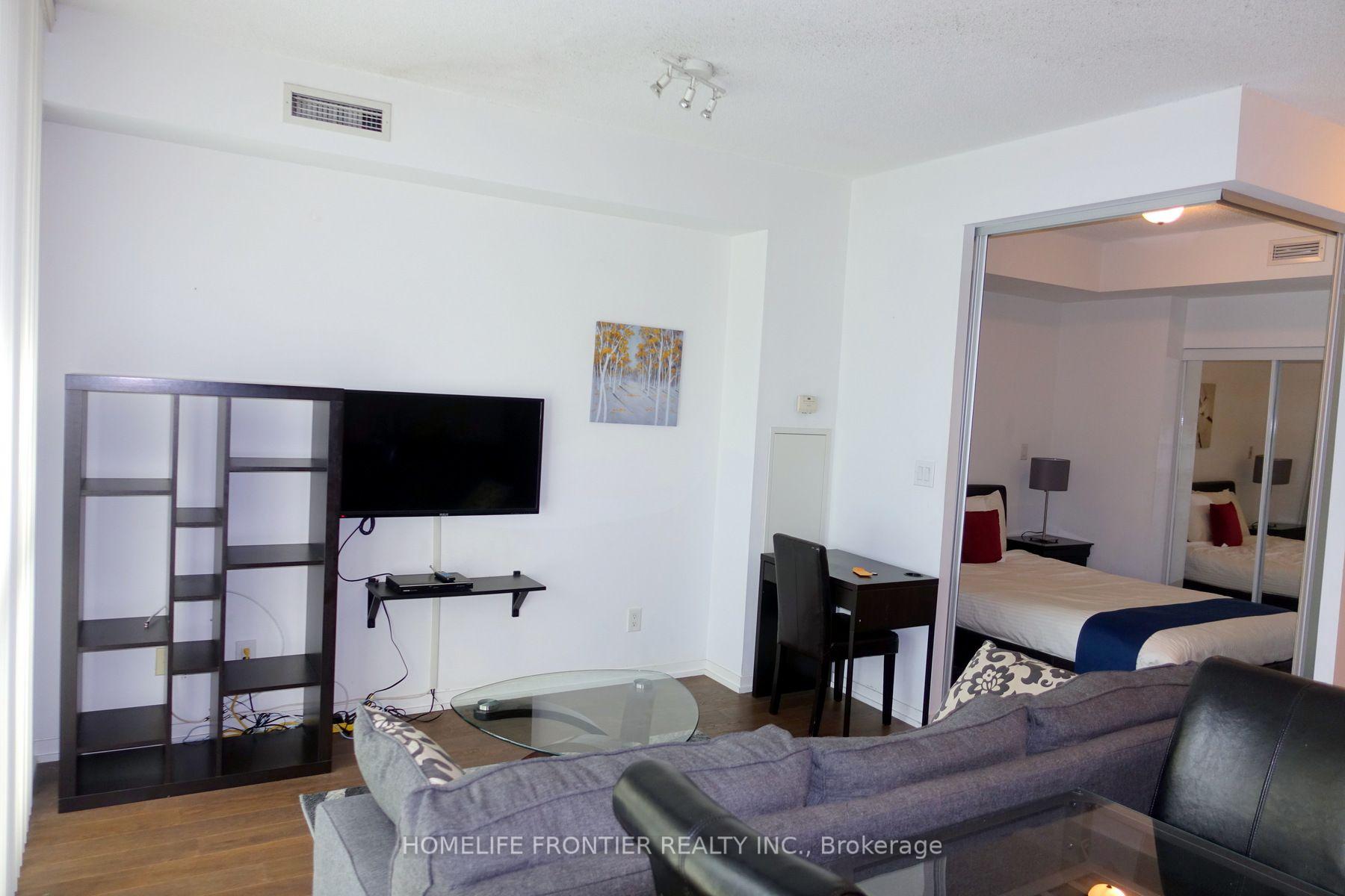 Photo 8 of Unit 2309, 55 Bremner Boulevard, Toronto, Waterfront Communities — HOMEH
