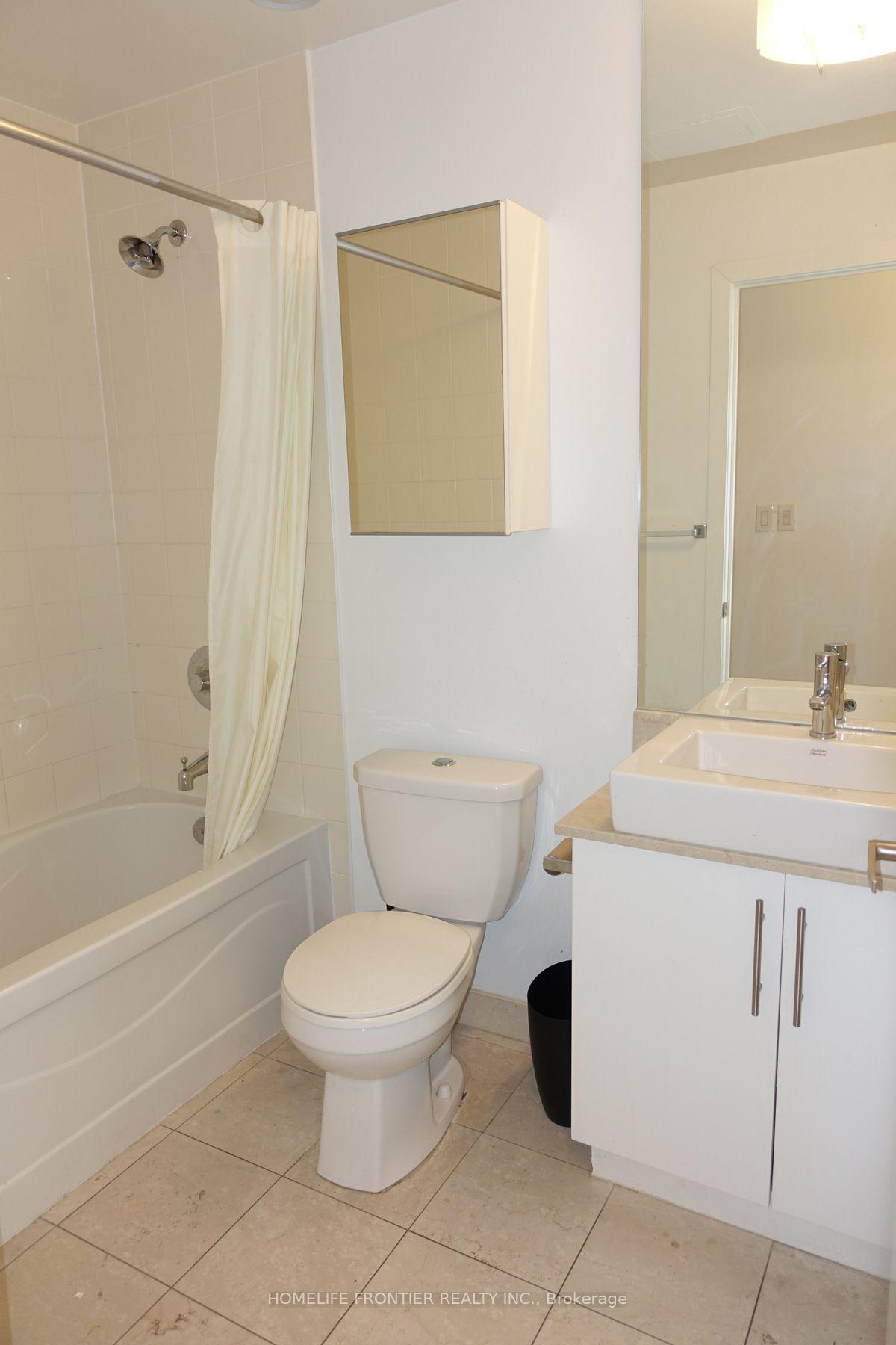 Photo 10 of Unit 2309, 55 Bremner Boulevard, Toronto, Waterfront Communities — HOMEH