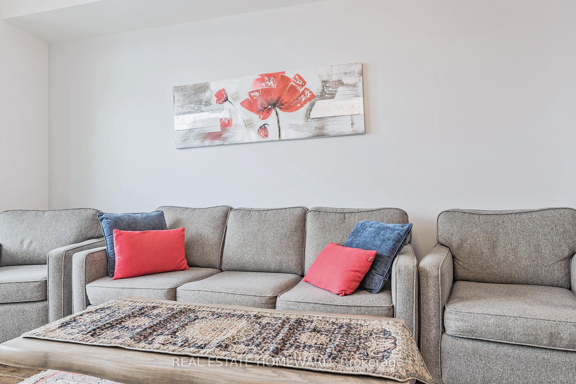 Photo 11 of Unit 2430, 7161 Yonge Street, Markham, Thornhill — HOMEH