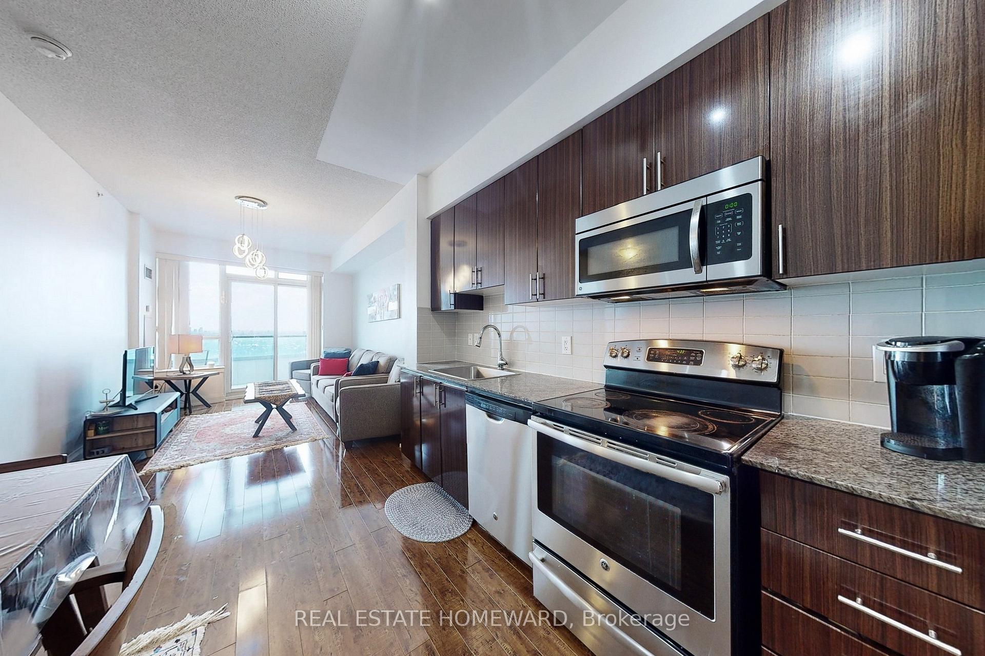 Photo 14 of Unit 2430, 7161 Yonge Street, Markham, Thornhill — HOMEH