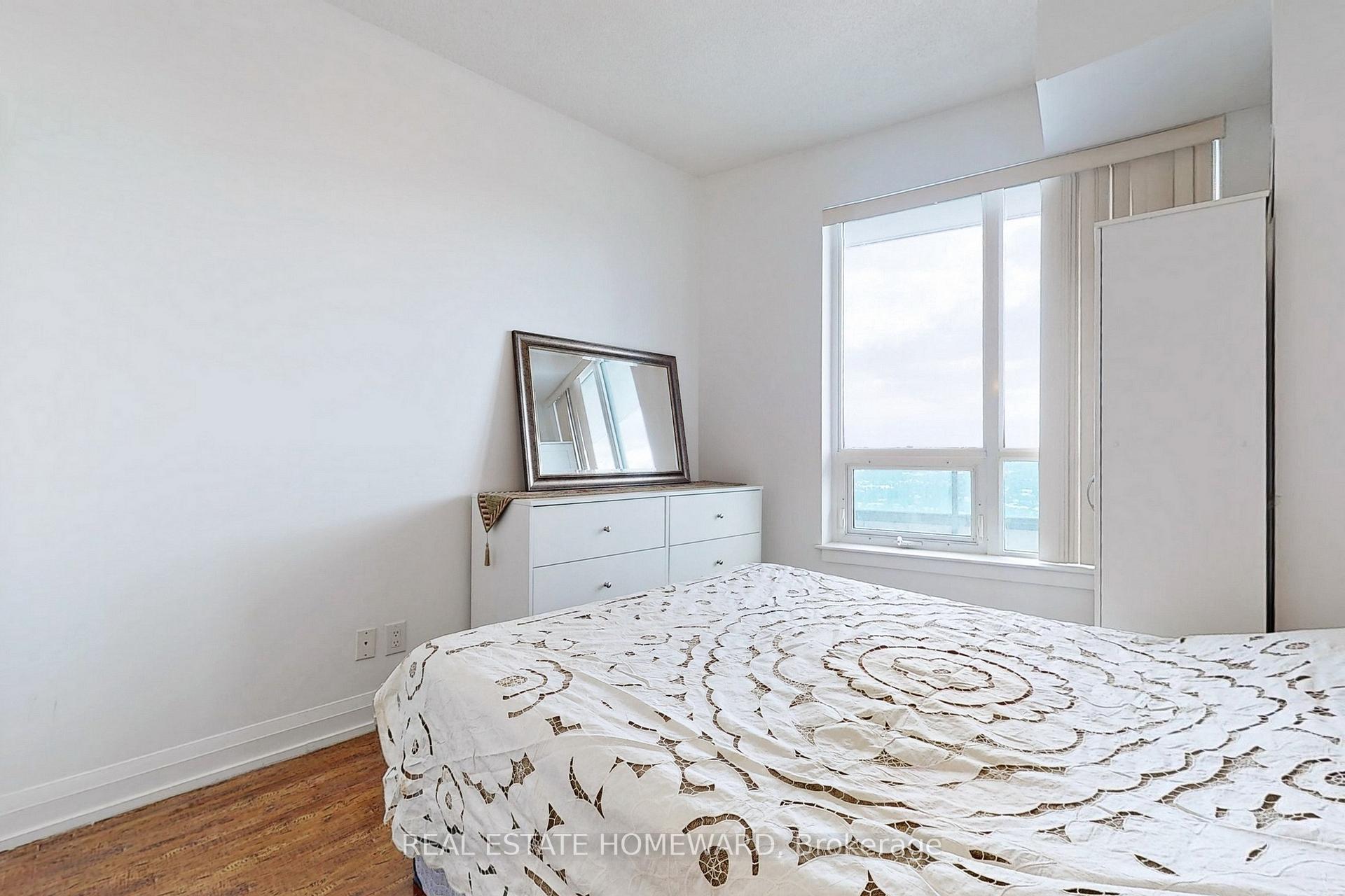 Photo 19 of Unit 2430, 7161 Yonge Street, Markham, Thornhill — HOMEH