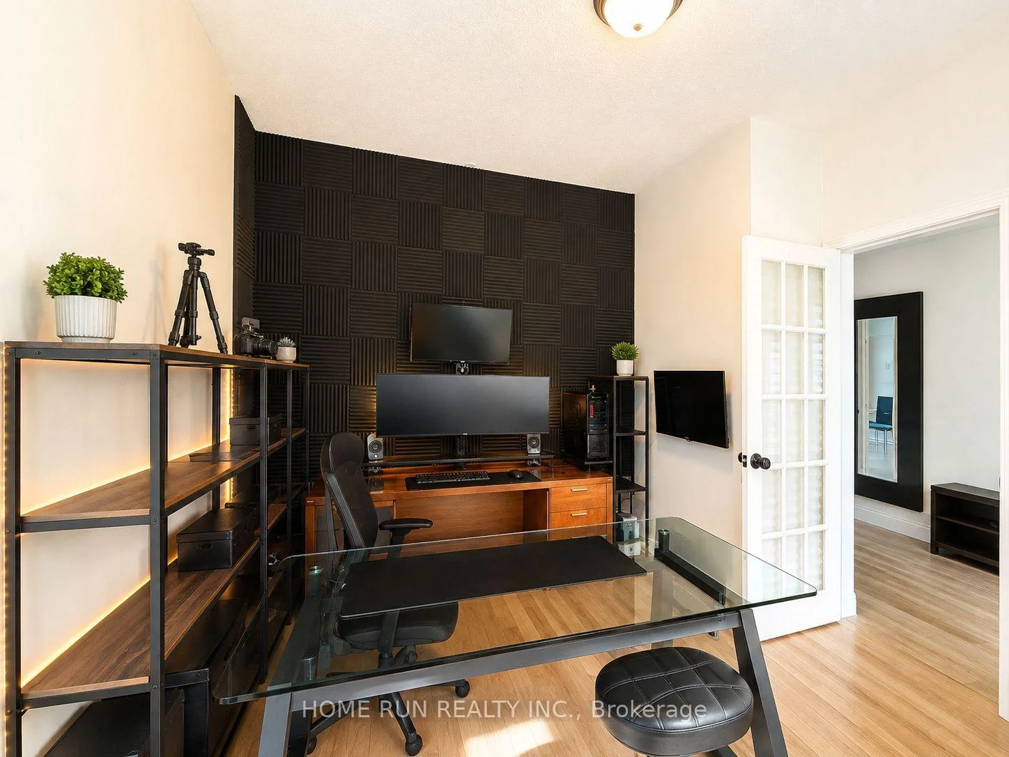 Photo 2 of 102 Dragon Park Drive, Ottawa, Barrhaven - Strandherd — HOMEH