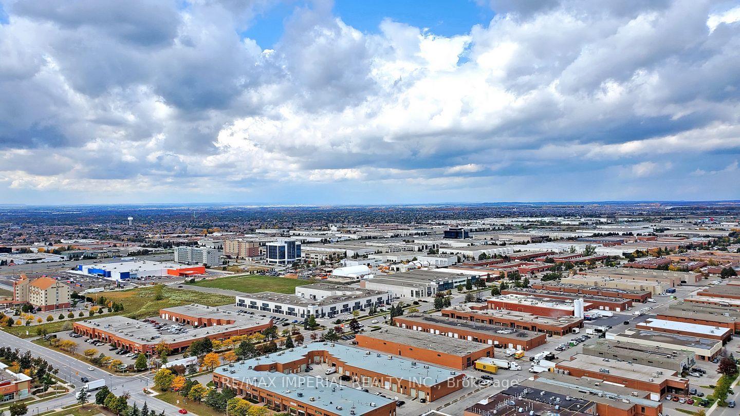 Photo 6 of Unit 3102, 5 buttermill Avenue, Vaughan, Vaughan Corporate Centre — HOMEH