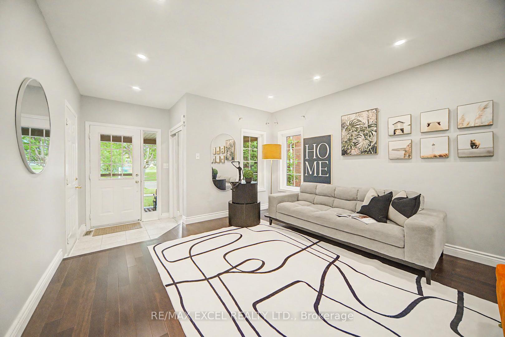 Photo 4 of 40 Outlook Terrace Drive, Markham, Greensborough — HOMEH