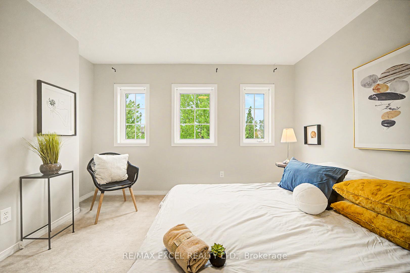 Photo 24 of 40 Outlook Terrace Drive, Markham, Greensborough — HOMEH