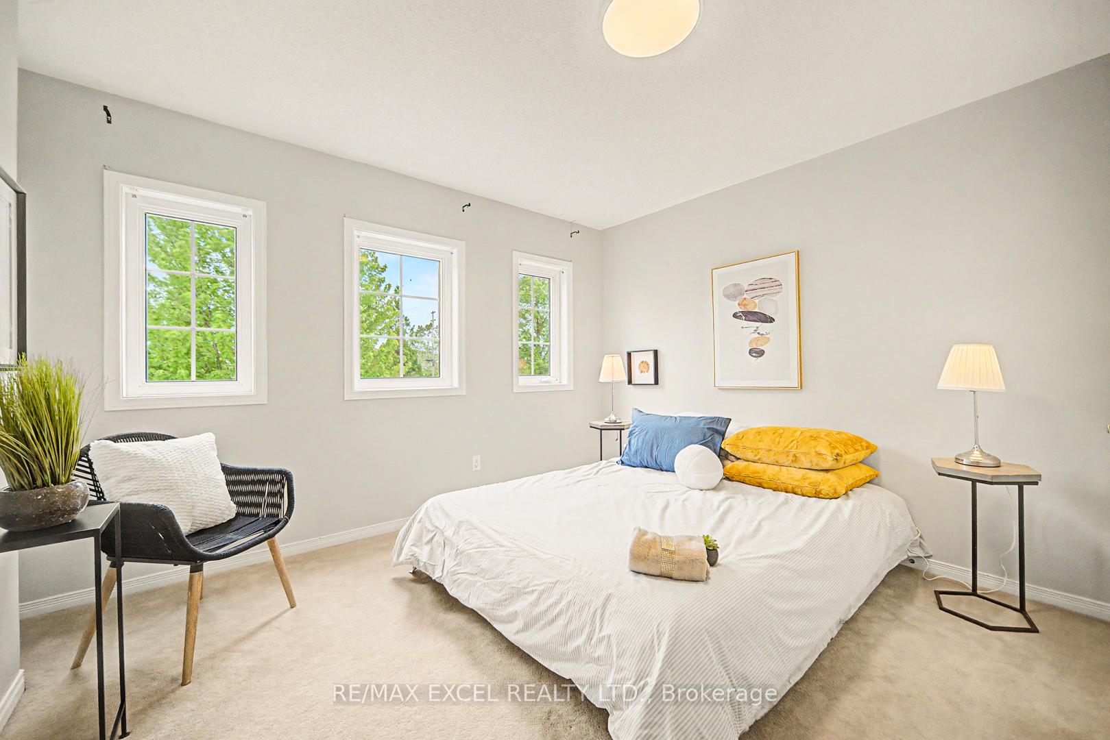 Photo 25 of 40 Outlook Terrace Drive, Markham, Greensborough — HOMEH