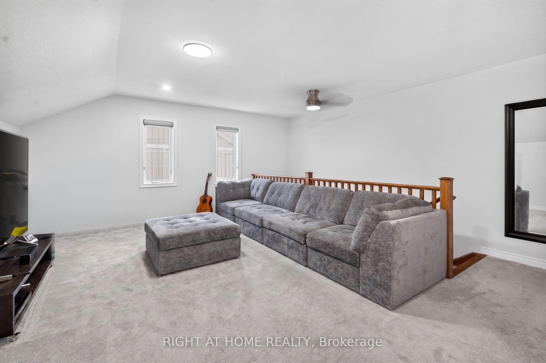 Photo 48 of 9 Tea Rose Drive, Brampton, Sandringham-Wellington — HOMEH