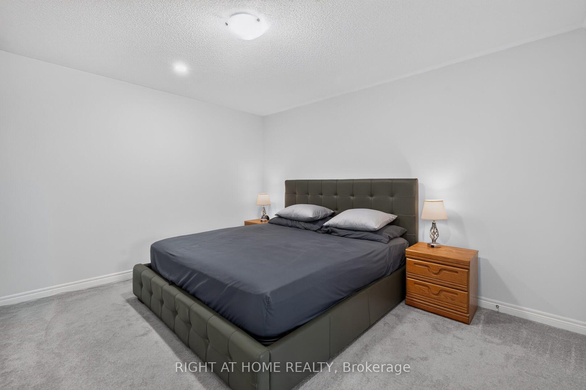 Photo 54 of 9 Tea Rose Drive, Brampton, Sandringham-Wellington — HOMEH